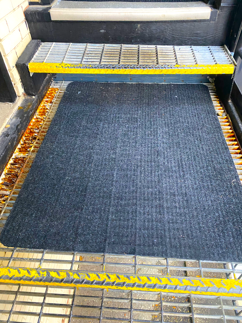 frp grating is better than steel grating
